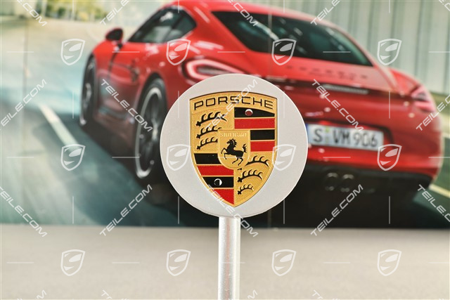 Hub cap, concave, coloured crest, Brilliant Chrome