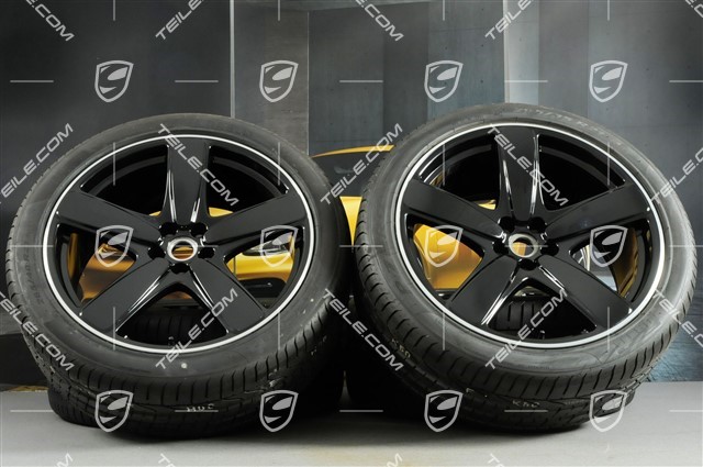21-inch "Sport Classic" black (high gloss) summer wheels set, rims 9J x 21 ET26 + 10J x 21 ET19, Pirelli PZero summer tyres 265/40 R 21 + 295/35 R 21, with TPMS