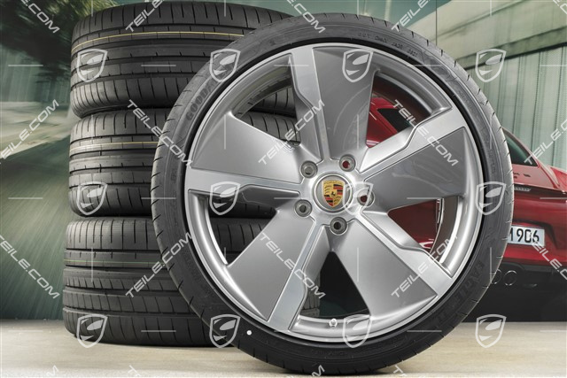 21" Exclusive Design summer wheel set, rims 9,5J x 21 ET60 + 11,5J x 21 ET66 + Goodyear summer tyres 265/35 R21 + 305/30 R21, silver