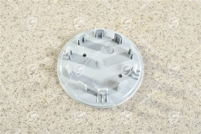 Hub cap, concave, crest coloured