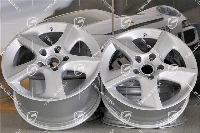 18-inch SportTechno wheel set, 8J x 18 ET50 + 11J x 18 ET63 18-inch SportTechno wheel set, 8J x 18 ET50 + 11J x 18 ET63
