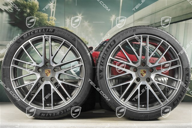 21-inch Turbo V summer wheel set, wheel rims 9,5J x 21 ET71 + 11,5J x 21 ET69 + Michelin summer tyres 275/35 R21 + 315/30 R21, with TPMS
