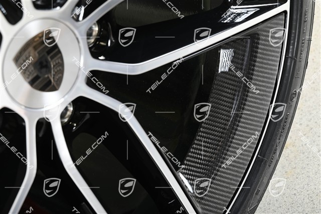 21" felga „Carrera Exclusive Design”, 11,5 J x 21" ET79, z karbonowymi osłonami aerodynamicznymi