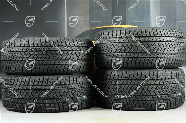 21-inch Cayenne Turbo winter wheel set, rims 9,5J x 21 ET46 + 11,0J x 21 ET58 + NEW Pirelli winter tyres 275/40 R21 + 305/35 R21, with TPMS, black high gloss