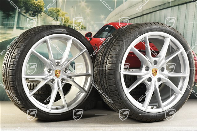 20" Winterräder Satz Carrera S (IV), Felgen 8,5J x 20 ET49 + 11J x 20 ET78 + Pirelli Sottozero II Winterreifen 245/35 R20 + 295/30 R20