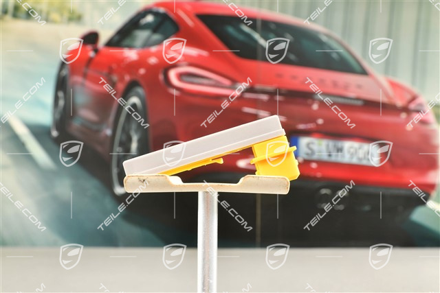 Brake fluid level sensor