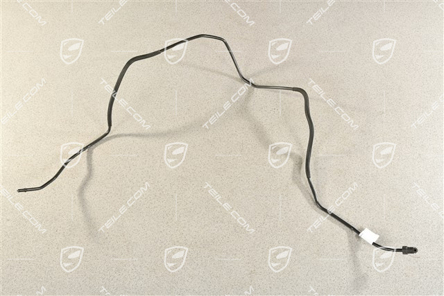 Fuel line, rear