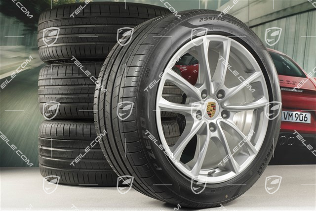 19-inch summer wheels set "Panamera S", rims 9J x 19 ET64 + 10,5 J x 19 ET62 + Pirelli summer tires 265/45 R19 + 295/40 R19