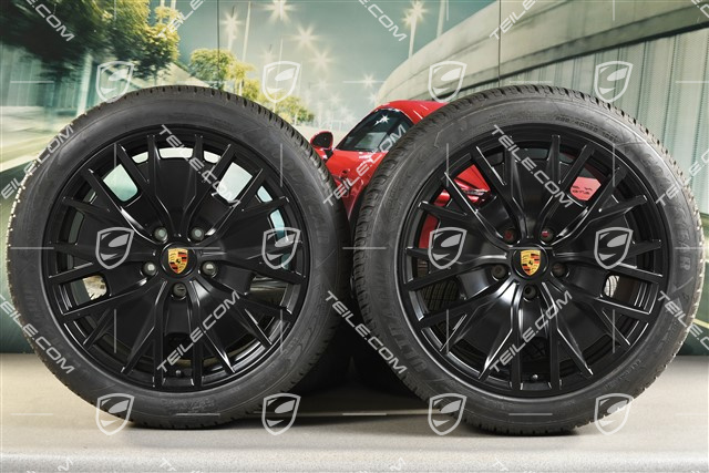 20" Turbo S Aero Design Winterräder Satz, Felgen 9J x 20 ET54 + 11J x 20 ET60 + NEUE Goodyear Winterreifen 245/45 R20 + 285/40 R20, schwarz seidenmatt