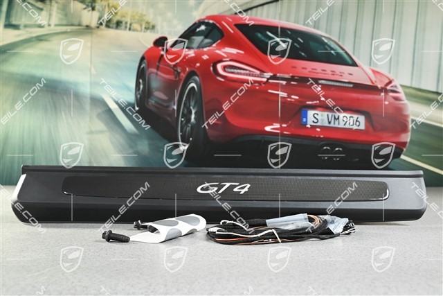 Einstiegleiste Schwellerblende, CARBON+Beleuchtung, mit GT4 Schriftzug, L