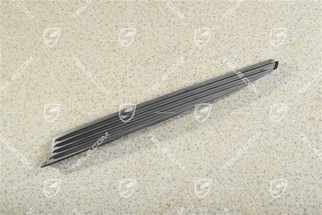 Trim, upper, L