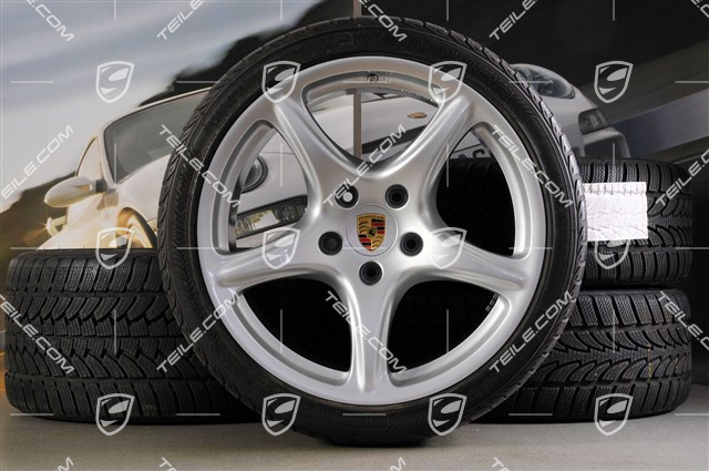 19-inch Carrera Classic winter wheel set, wheels: 8J x 19 ET57 + 11J x 19 ET 51 + Pirelli winter tyres: 235/35 R19 + 295/30 R19, without TPM
