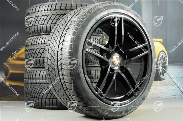 19-inch Carrera winter wheel set, 8,5J x 19 ET54 + 11J x 19 ET69, Continental winter tyres 235/40 R19 + 285/35 R19, with TPMS, black high gloss