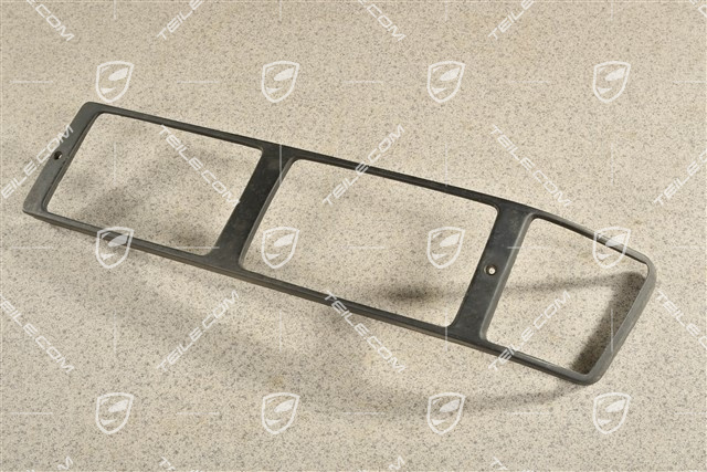 Fog light trim, R