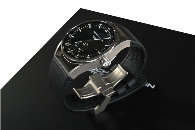 Porsche Design 1919 Chronotimer Sport Chrono z sekundnikiem, tytan i czerń