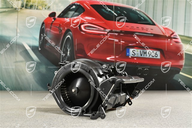 GEBLÄSEMOTOR / Gebläse mit Luftkanal im hinteren Fahrgastraum mit Luftkanal