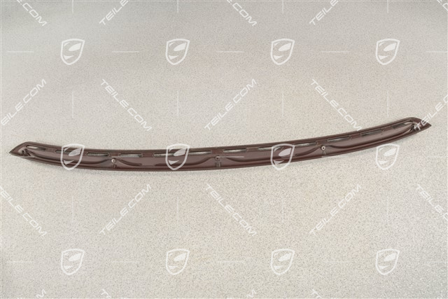 Defroster trim, Wine red