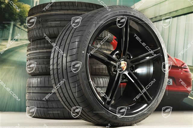 21" Mission E Design summer wheel set, rims 9,5J x 21 ET60 + 11,5J x 21 ET66 + Goodyear summer tyres 265/35 R21 + 305/30 R21, black high gloss