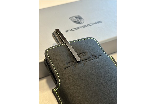 Multifunctional leather cover for the 918 Spyder