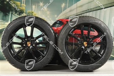 19" Winterräder Satz "Panamera S", Felgen 9J x 19 ET64 + 10,5 J x 19 ET62 + Michelin Pilot Alpin 4 Winterreifen 265/45 R19 + 295/40 R19, in Schwarz Hochglanz
