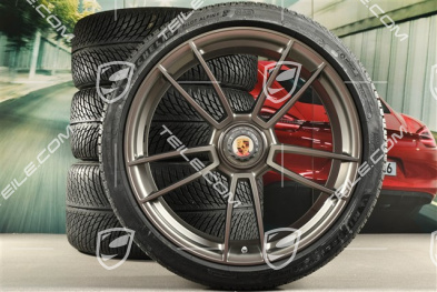 20"+21" Turbo S Winterräder Satz, Zentralverschluss Felgen 8,5J x 20 ET40 + 11J x 21 ET66 + Michelin Winterreifen 245/35 R20 + 305/30 R21, platinum seidenmatt