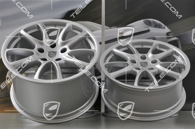 19-inch GT3 wheel set, 8,5J x 19 ET53 + 12J x 19 ET68