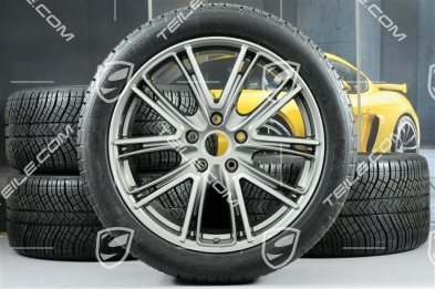 20" Winterräder Satz "Exclusive Design", Felgen 9,5 J x 20 ET71 + 10,5 J x 20 ET71 + Michelin Pilot Alpin 4 Winterreifen 275/40 R20 + 315/35 R20, Platinsilber