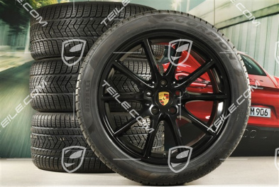 20" Cayenne Design Winterräder Satz, Felgen 9J x 20 ET50 + 10,5J x 20 ET64 + Pirelli Winterreifen 275/45 R20 + 305/40 R20, mit RDK-Sensorenm, in Schwarz Hochglanz