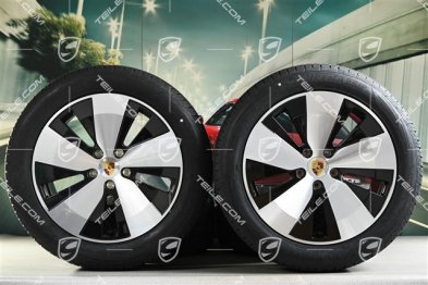 20" koła zimowe Macan, felgi 7,5J x 20 ET32 + 10J x 20 ET49 + NOWE opony zimowe Goodyear 235/55 R20 + 285/45 R20, czarny wysoki połysk