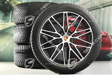 21" Winterräder RS Spyder Design Satz, Felgen 9,5J x 21 ET46 + 11,0J x 21 ET58 + Winterreifen Pirelli 285/45 R21 + 305/40 R21, mit Reifendruckkontrollsystem, schwarz hochglänzend, Bj./DOT 2024, 6-7mm