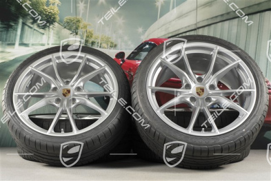 20" Carrera S Sommerräder Satz, Felgen 8J x 20 ET57 + 10J x 20 ET45, GoodYear Sommerreifen 235/35 ZR20 +265/35 ZR20, silbern, mit RDK-Sensoren