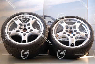 19" Carrera S Winterräder, C2/C2S, Felgen 8J x 19 ET57 + 11J x 19 ET67 + NEUE Pirelli Sottozero Winterreifen 235/35 R19 + 295/30 R19