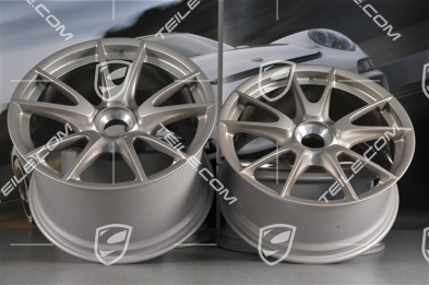 19-inch GT3RS II 4.0 / GT2RS wheel set, white gold metallic, front 9J x 19 ET47 + rear 12J x 19 ET48