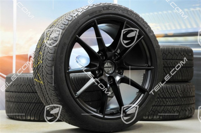 20" Komplet kół zimowych Carrera S (III), 8,5J x 20 ET51 + 11J x 20 ET70, opony zimowe Michelin 245/35 ZR20 + 295/30 ZR20, czarne, z czujnikami ciśnienia RDK