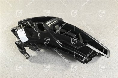 Sport / Cross Turismo. Rear bumper retaining strip, L