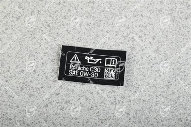 Notice sticker for recommended engine oil
