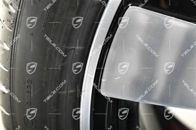 22-inch "Macan Sport" summer wheel set, rims 9J x 22 ET29 + 11J x 22 ET47, Goodyear summer tyres 255/40 R22 + 295/35 R22, black high gloss