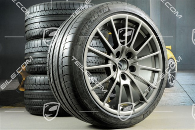 20-inch Panamera Sport summer wheel set, 2 x 9,5J x 20 ET 65 + 2 x 11,5 J x 20 ET 63, Michelin summer tyres 255/40 ZR20 + 295/35 ZR20, Platinum