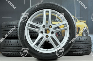 19-inch Panamera Turbo summer wheel set, front 9J x 19 ET60 + rear 10J x 19 ET61 + tyres 255/45 ZR19 + 285/40 ZR19, with TPM