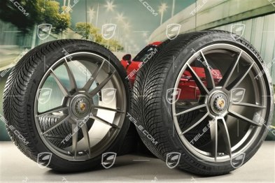 20"+21" Turbo S Winterräder Satz, Zentralverschluss Felgen 8,5J x 20 ET40 + 11J x 21 ET66 + NEUE Michelin Winterreifen 245/35 R20 + 305/30 R21, platinum seidenmatt
