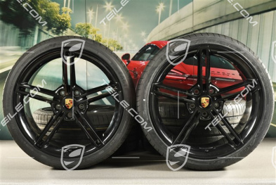 21" Mission E Design Sommerräder Satz, Felgen 9,5J x 21 ET60 + 11,5J x 21 ET66 + NEUE Goodyear Sommerreifen 265/35 R21 + 305/30 R21, in Schwarz Hochglanz